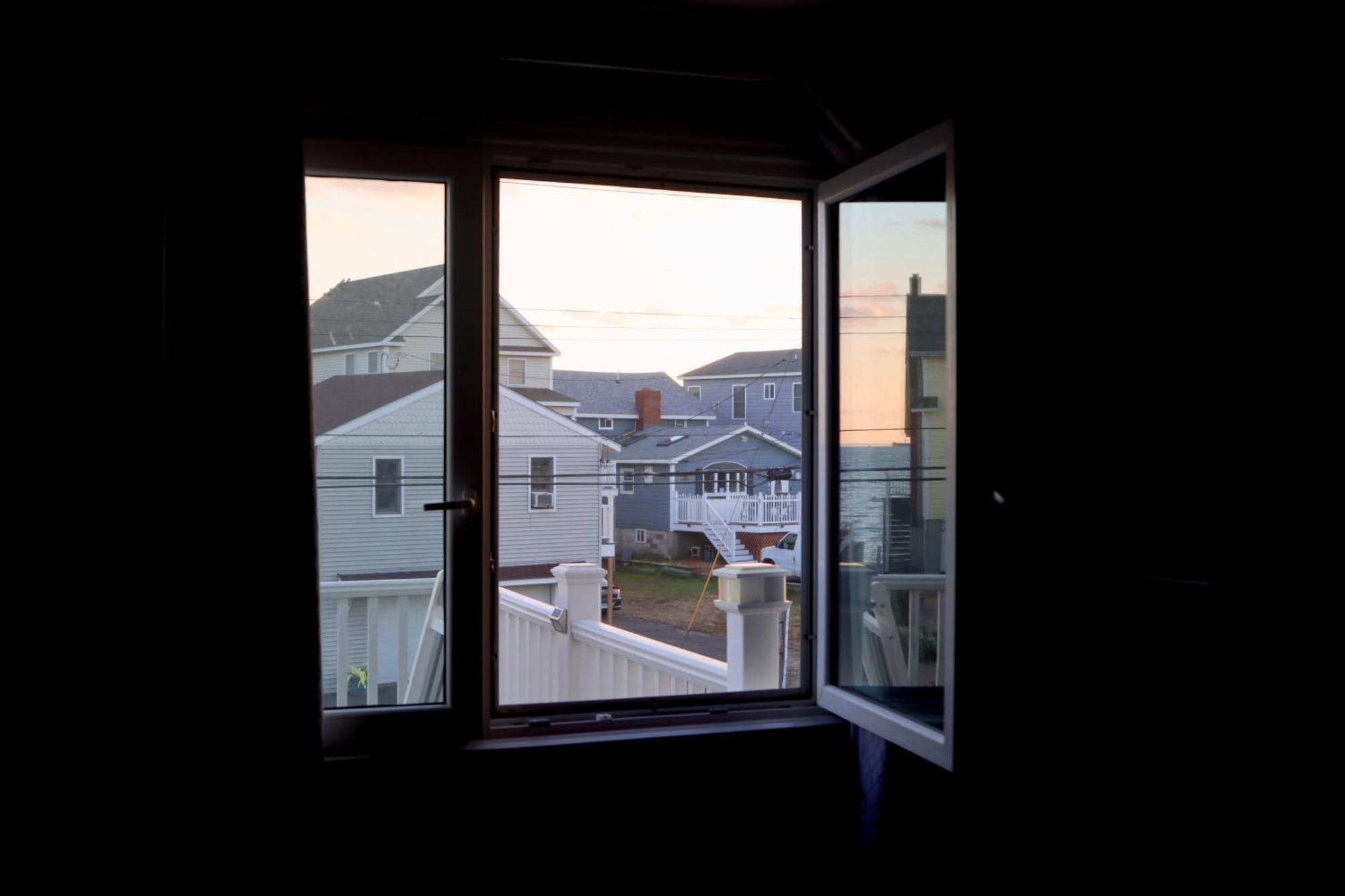 Cozy East Haven Apartment - Walk To Beach! Exterior photo