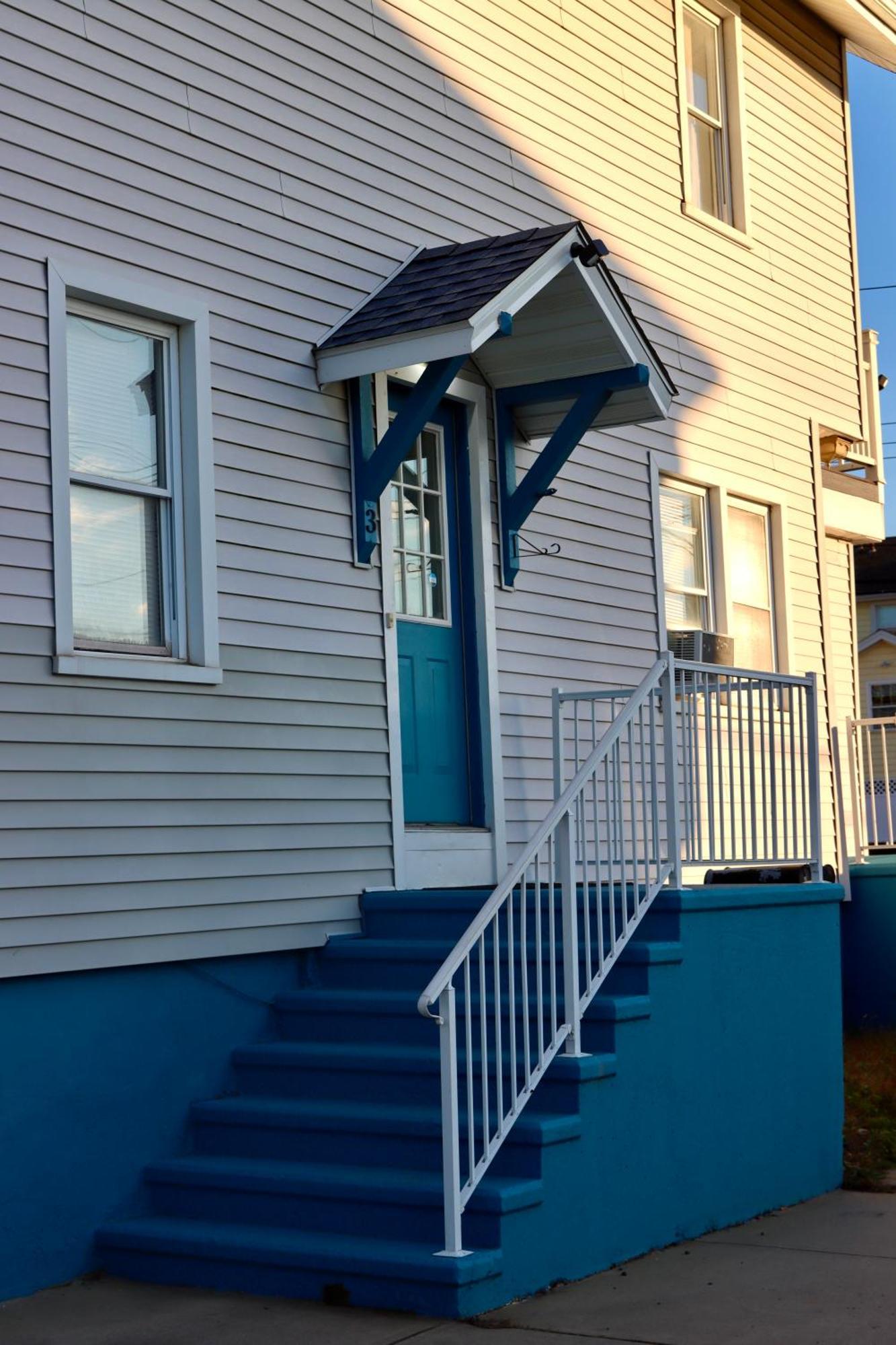 Cozy East Haven Apartment - Walk To Beach! Exterior photo