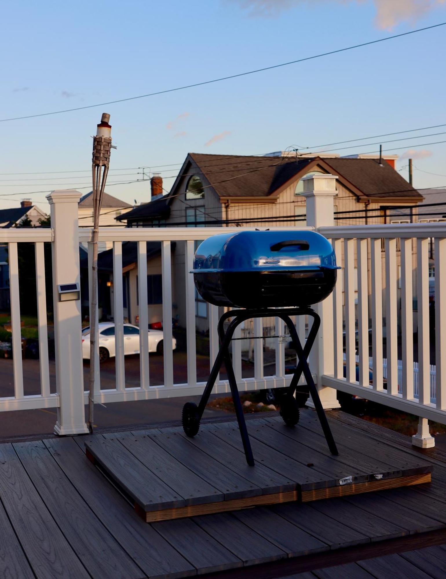 Cozy East Haven Apartment - Walk To Beach! Exterior photo